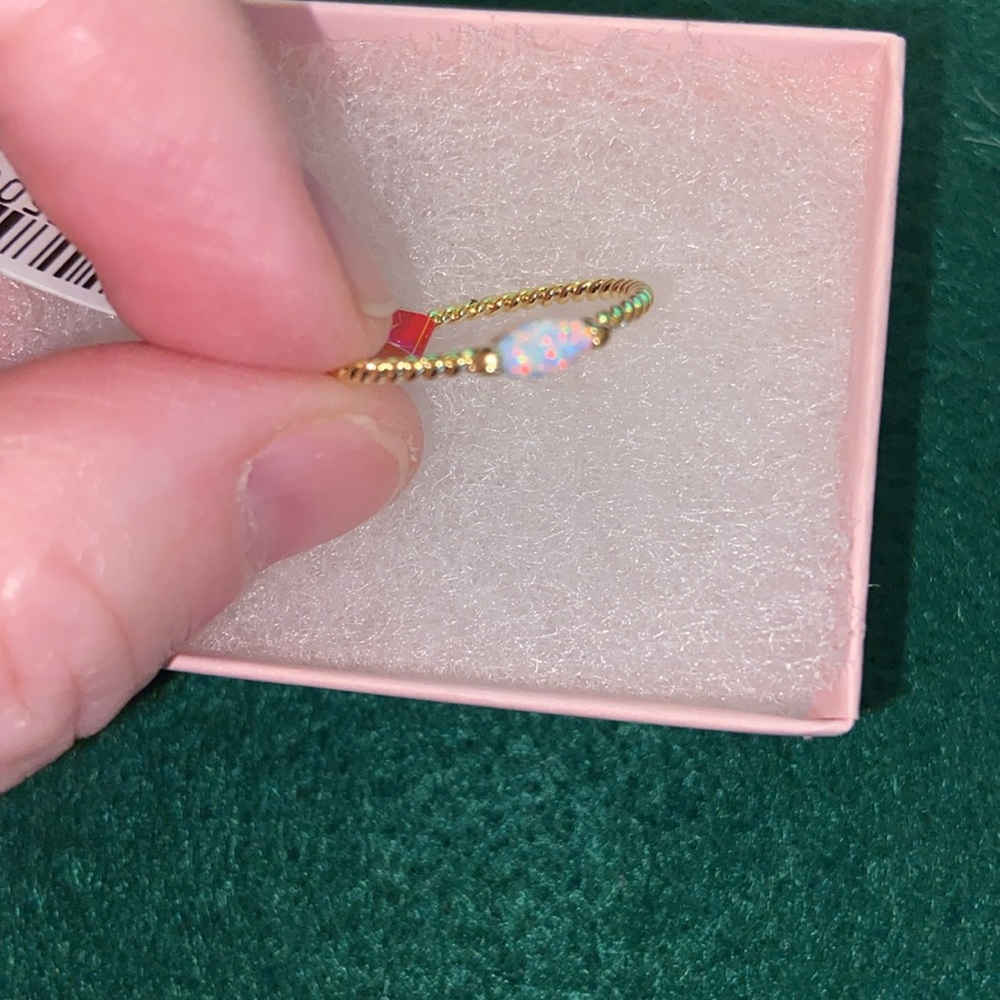 Genuine opal 🎁